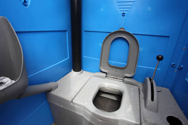 Types of Portable Toilets We Offer in Healdsburg, CA